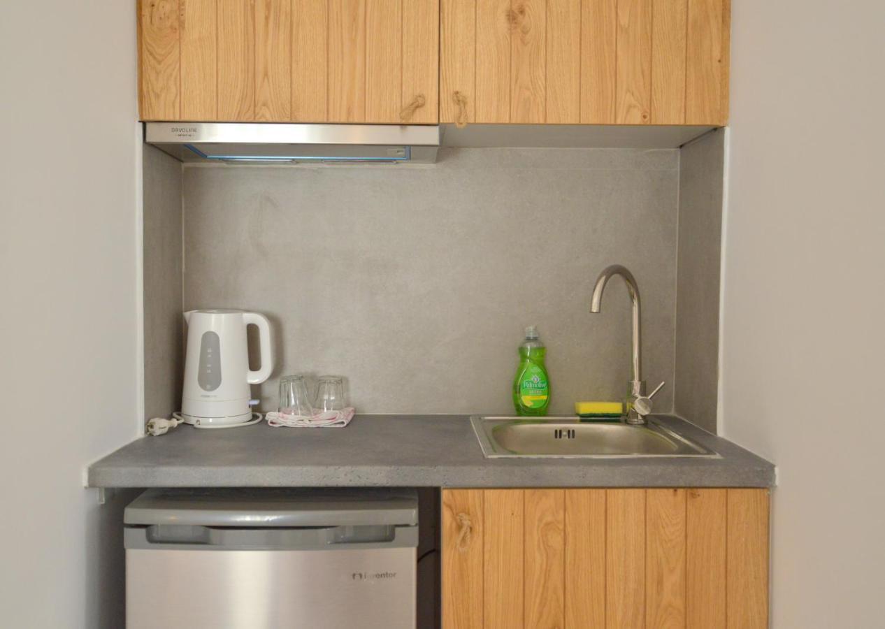 Hotel Apartments Giannis Adámas Extérieur photo