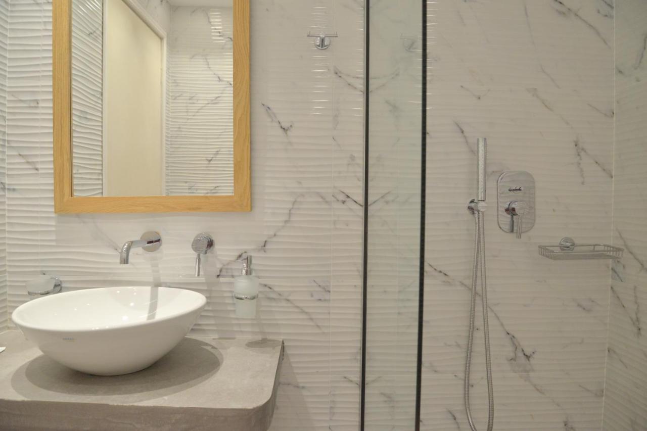 Hotel Apartments Giannis Adámas Extérieur photo