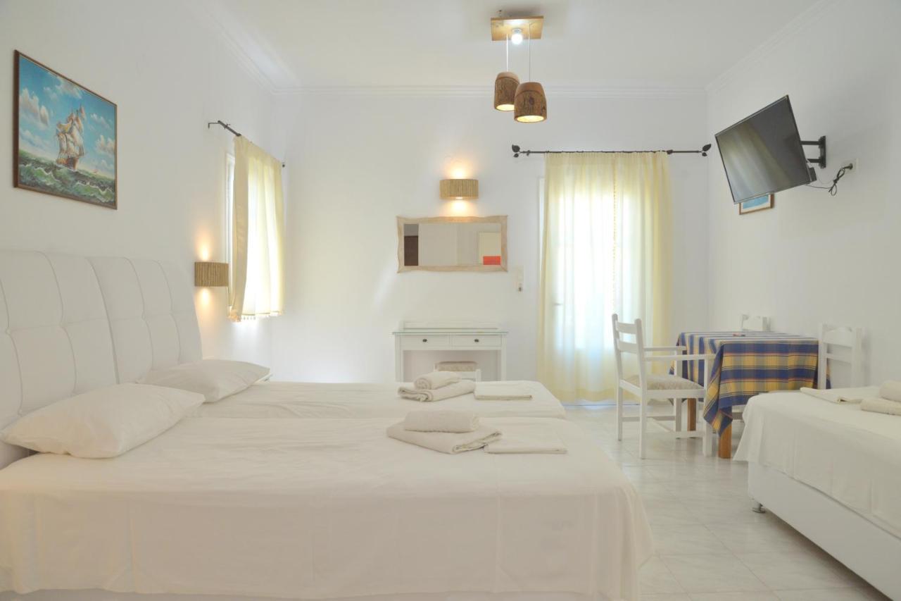 Hotel Apartments Giannis Adámas Extérieur photo