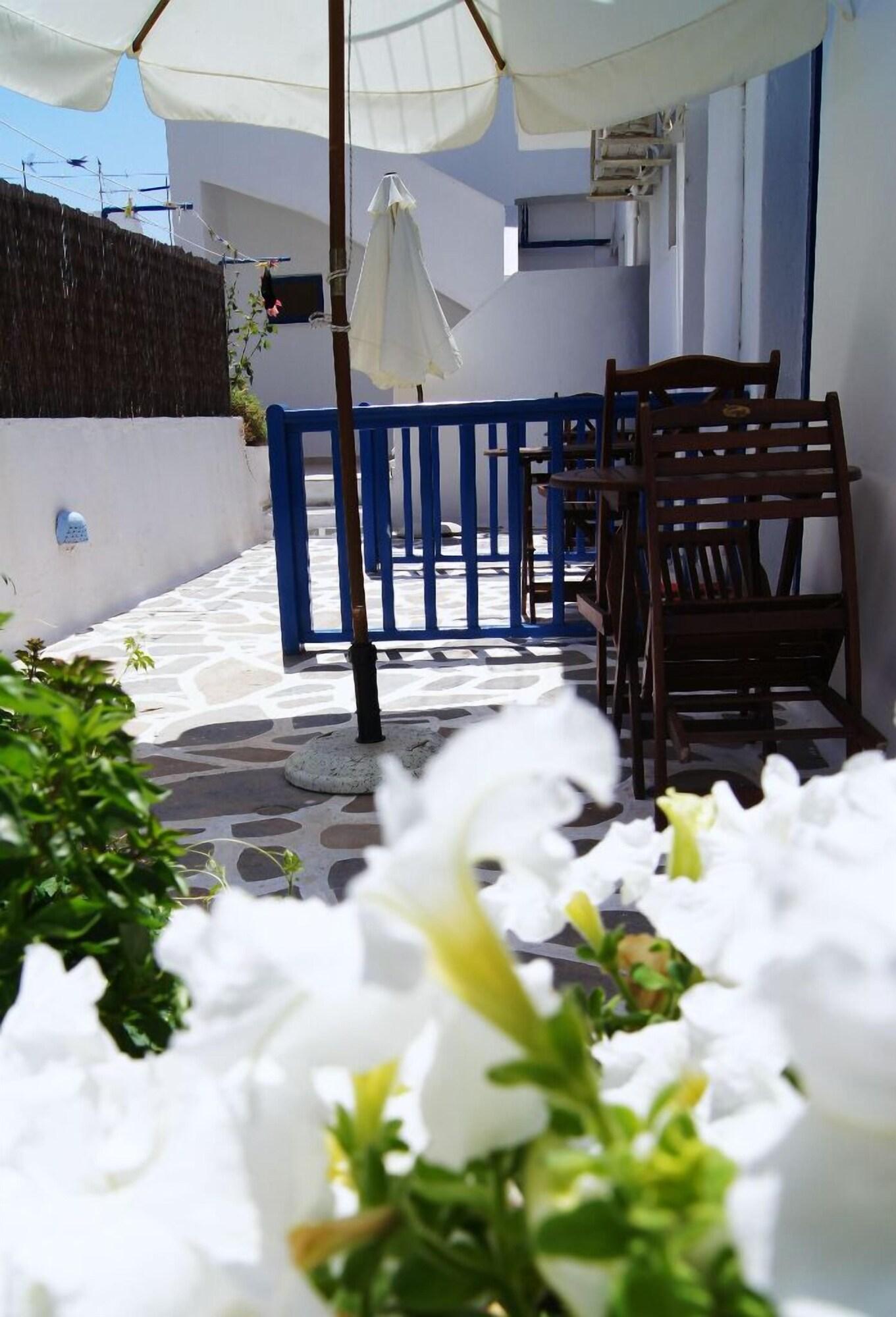 Hotel Apartments Giannis Adámas Extérieur photo