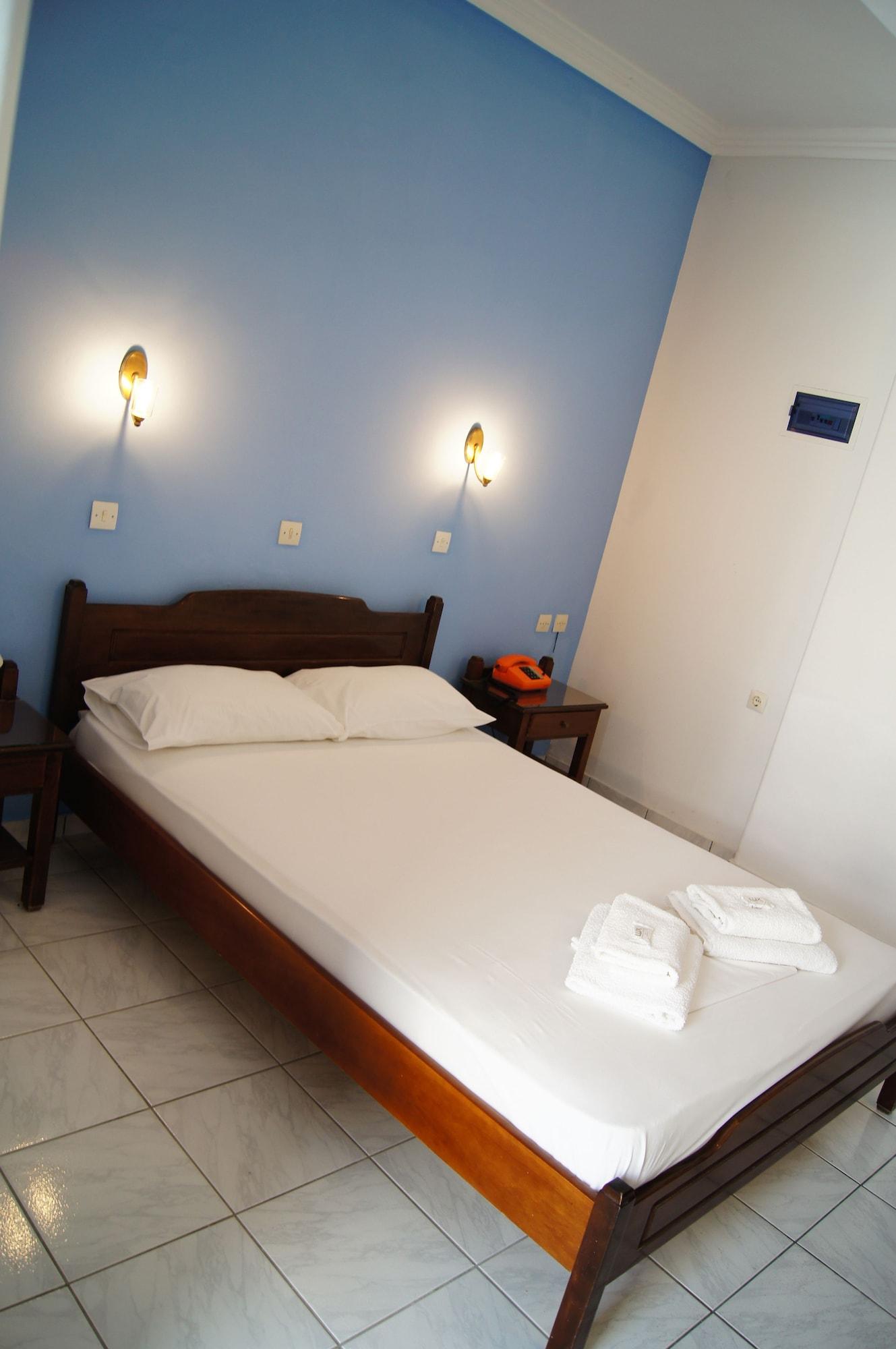 Hotel Apartments Giannis Adámas Extérieur photo