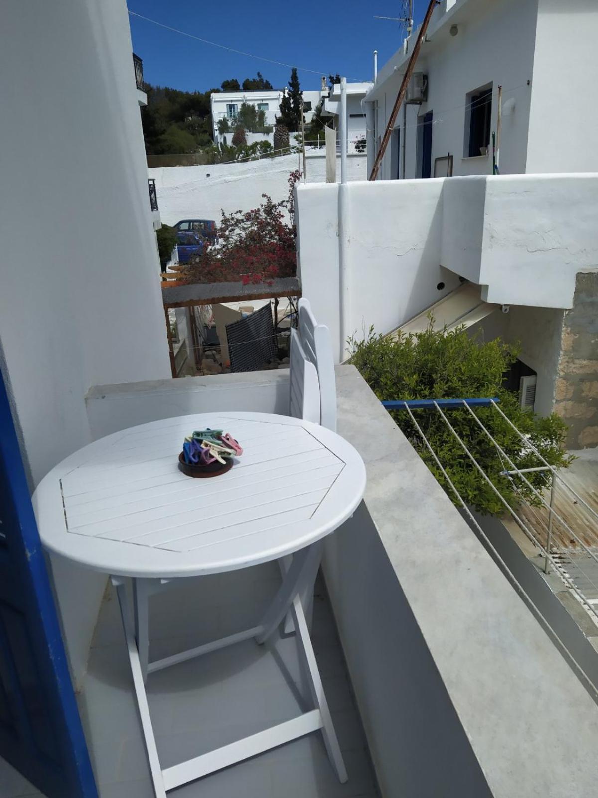 Hotel Apartments Giannis Adámas Extérieur photo