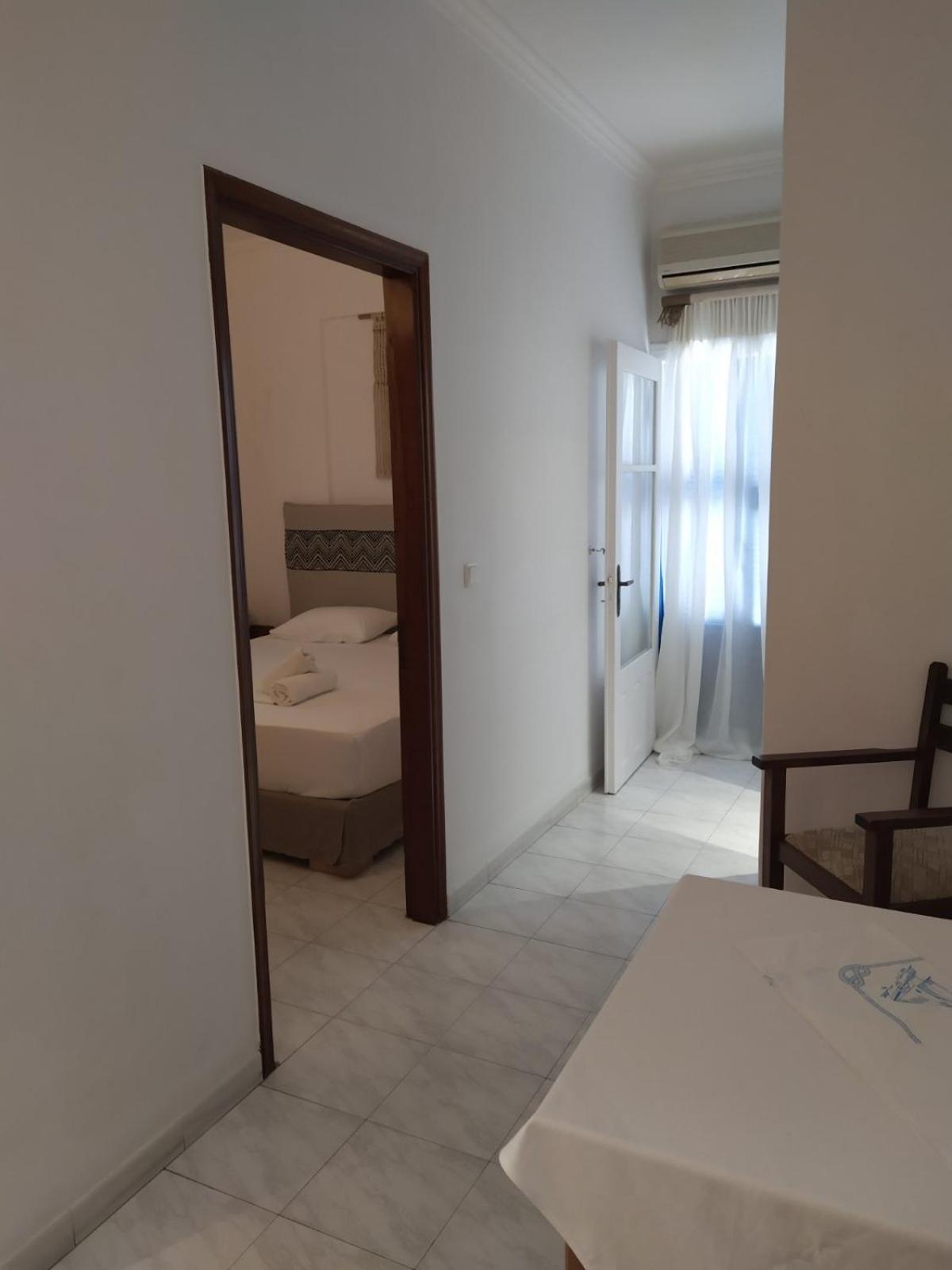 Hotel Apartments Giannis Adámas Extérieur photo